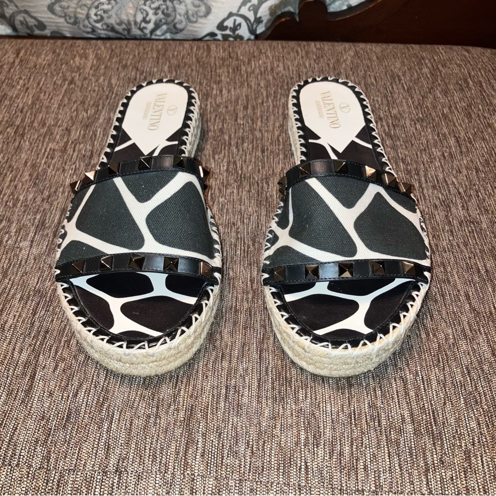 VALENTINO GARAVANI Rockstud Slides 1966 Giraffe ESPADRILLE - Sz 9 (EU 39) Italy - Picture 4 of 16